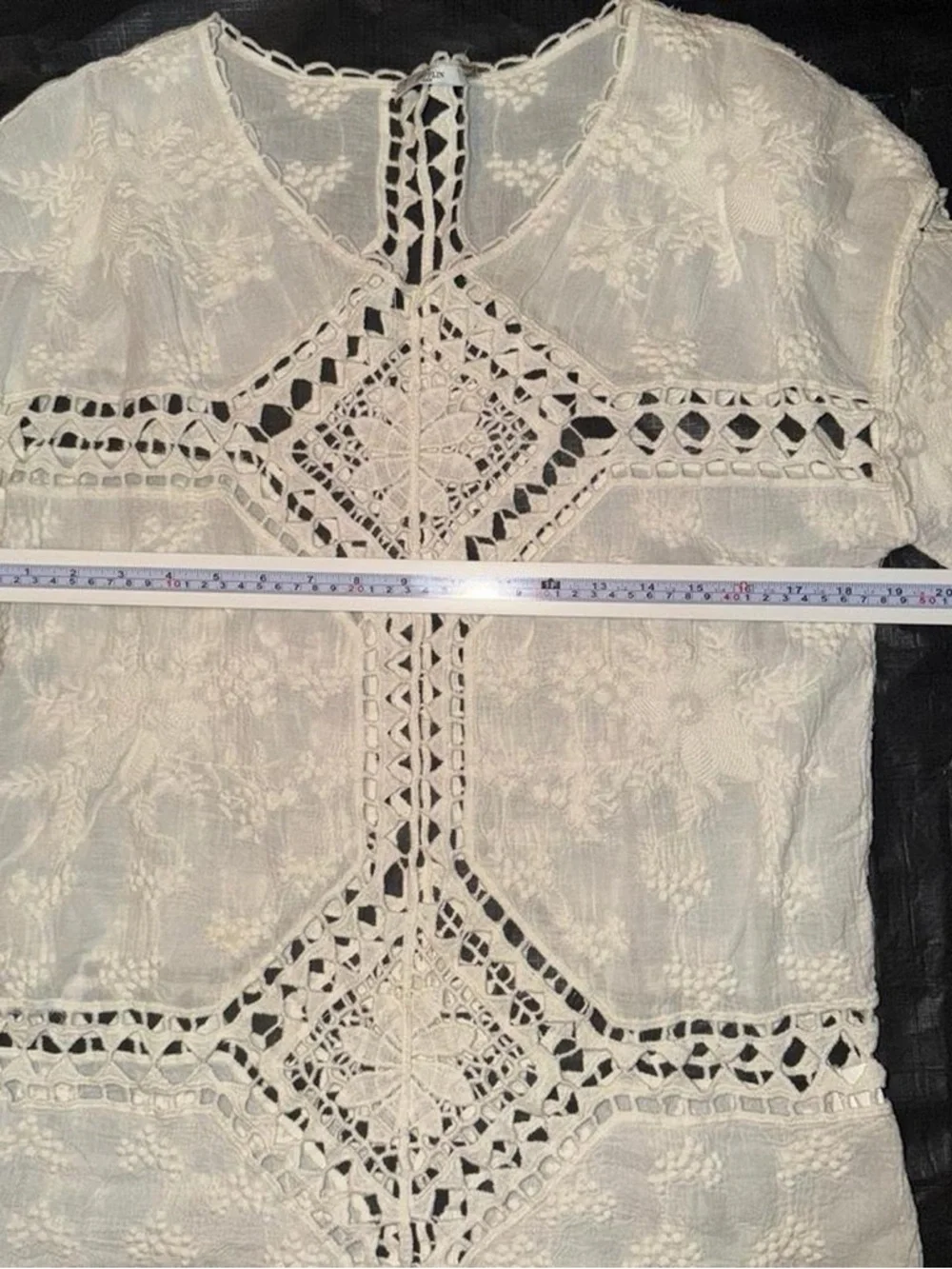 Crochet Lace Tunic Top - Grifflin Paris Size M/L - Picture 3 of 6